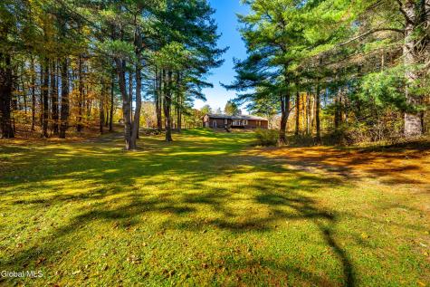 4 Boyce Road Nassau NY 12123