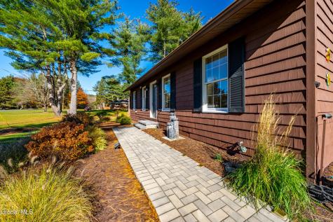 4 Boyce Road Nassau NY 12123