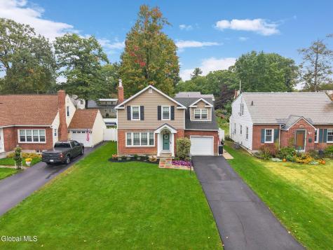 1567 Kingston Avenue Schenectady NY 12309