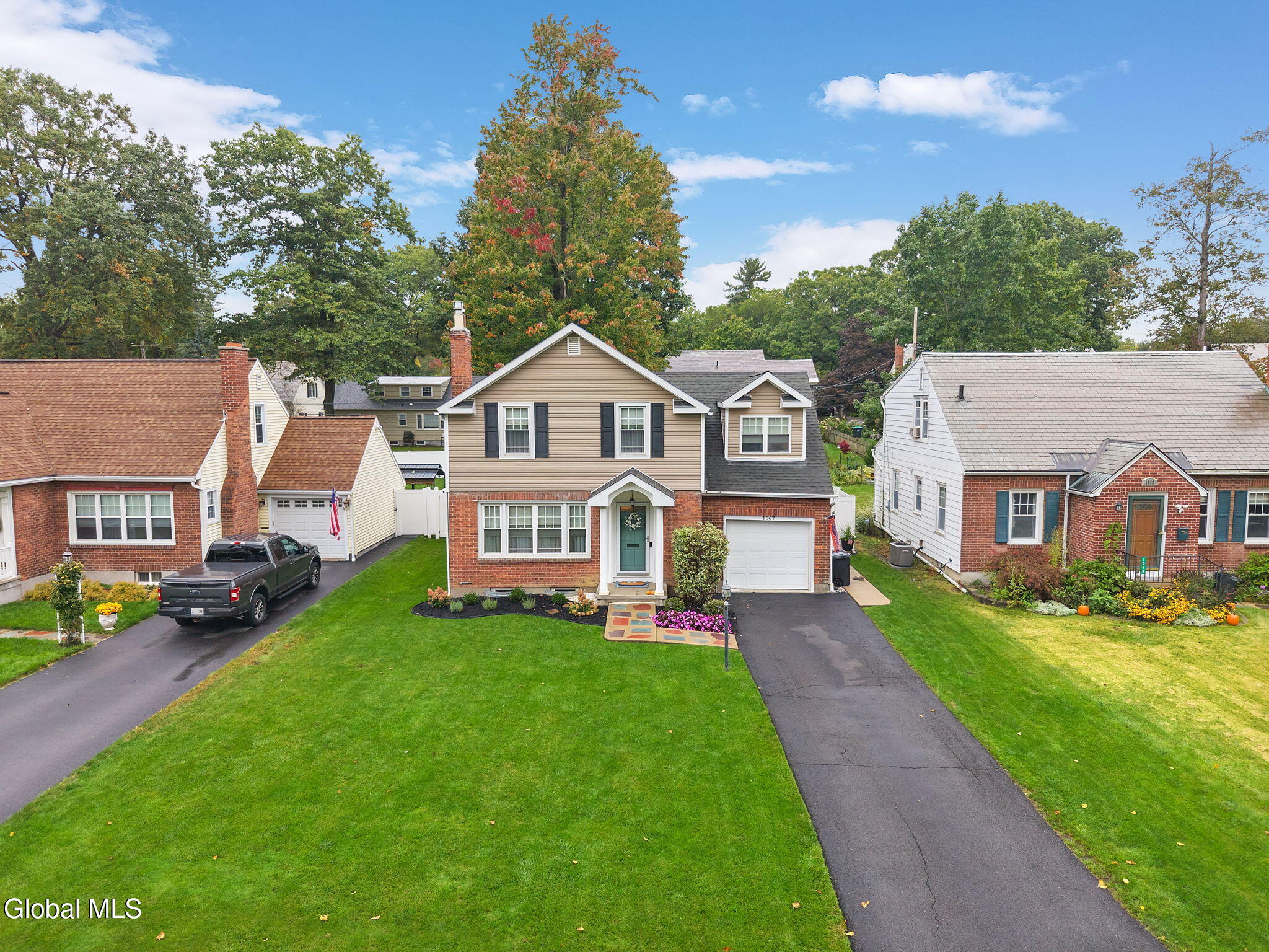 1567 Kingston Avenue Schenectady NY 12309