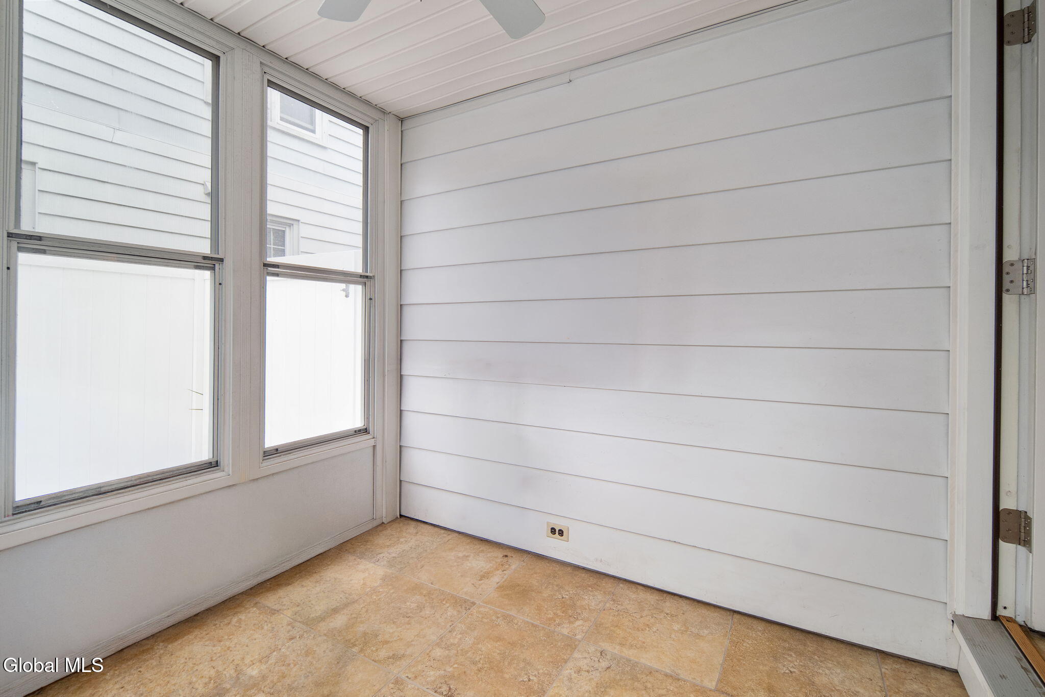 1567 Kingston Avenue Schenectady NY 12309