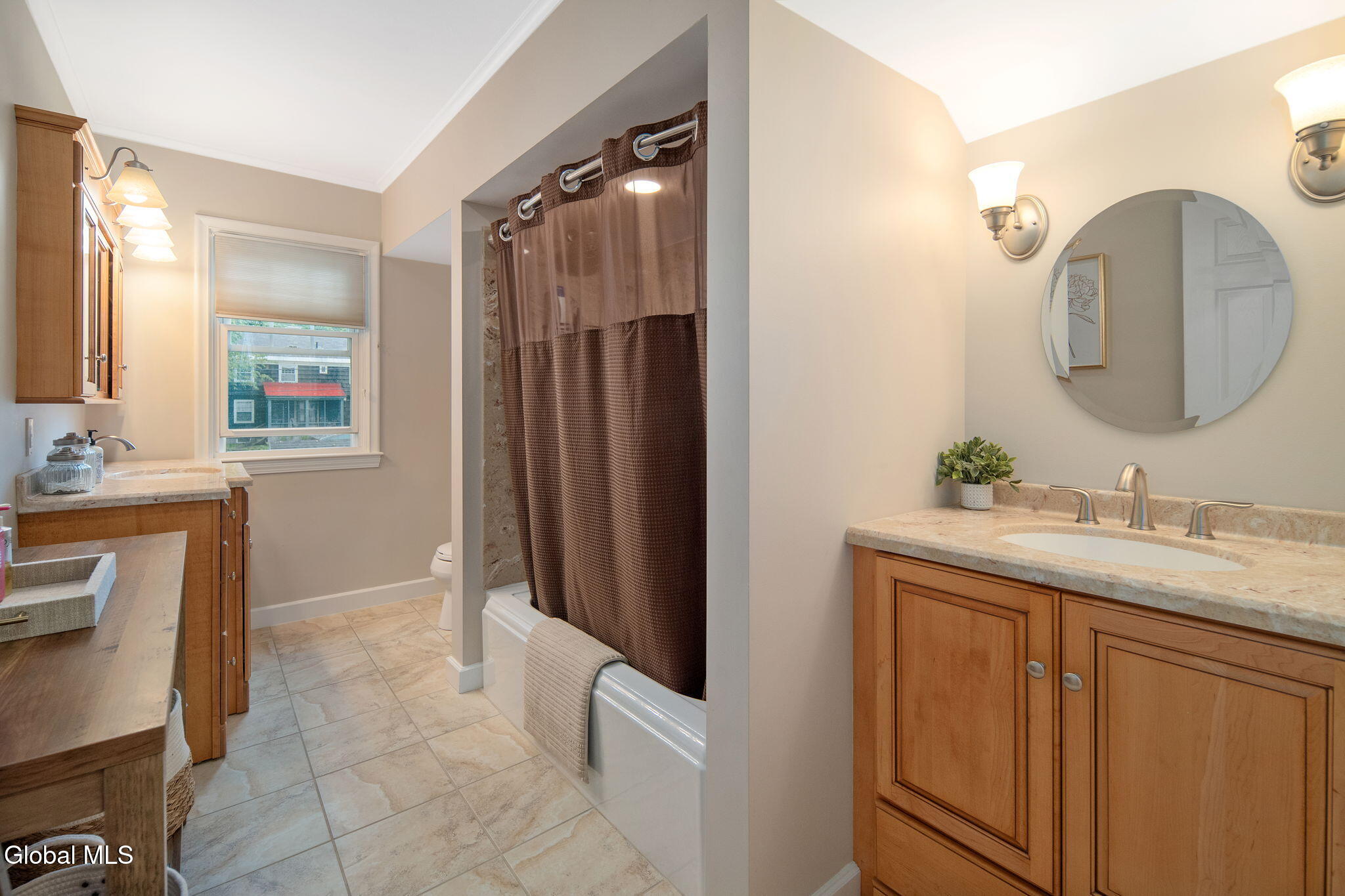 1567 Kingston Avenue Schenectady NY 12309