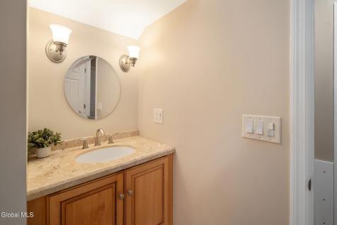 1567 Kingston Avenue Schenectady NY 12309