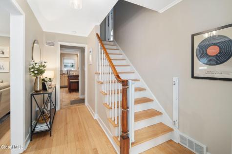 1567 Kingston Avenue Schenectady NY 12309
