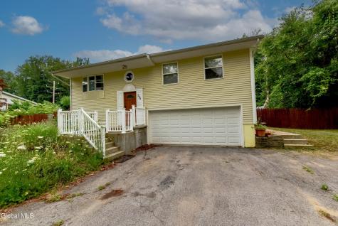 284 Rowland Street Milton NY 12020