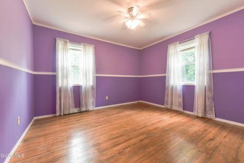 284 Rowland Street Milton NY 12020