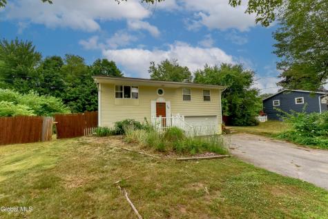 284 Rowland Street Milton NY 12020