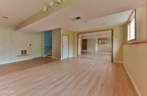 284 Rowland Street Milton NY 12020