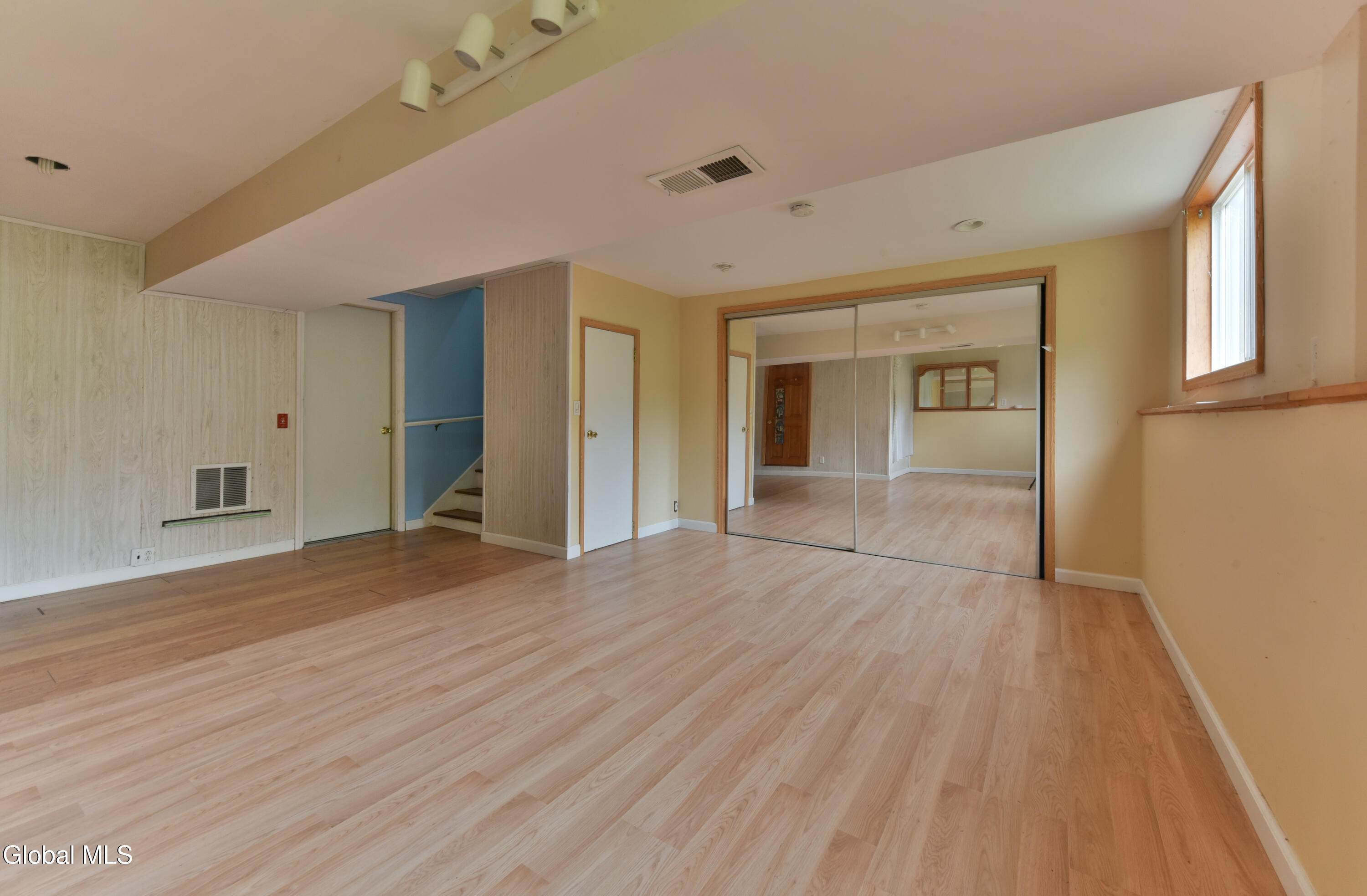 284 Rowland Street Milton NY 12020
