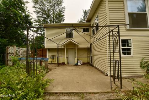 284 Rowland Street Milton NY 12020
