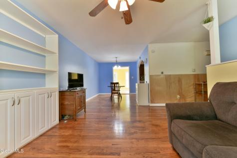 284 Rowland Street Milton NY 12020