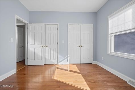 17 Conway Circle Loudonville NY 12211
