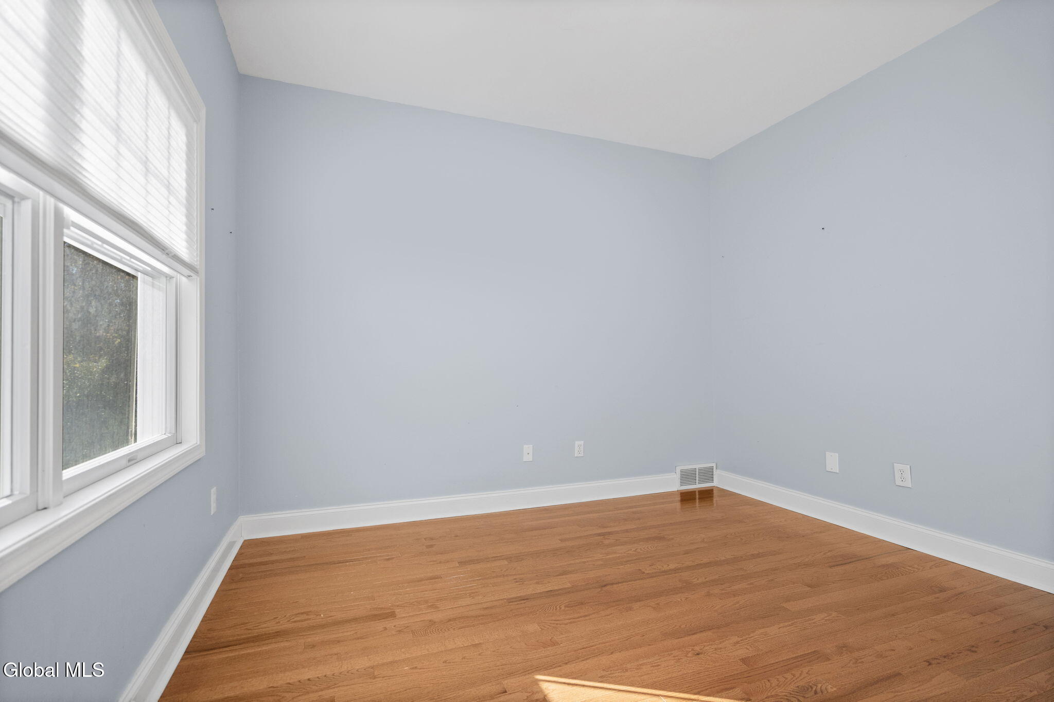 17 Conway Circle Loudonville NY 12211
