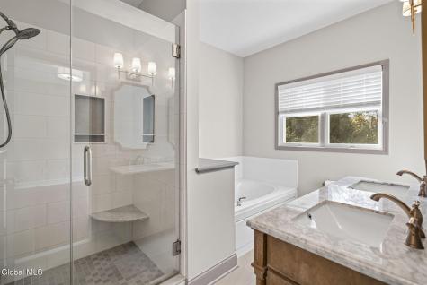 17 Conway Circle Loudonville NY 12211