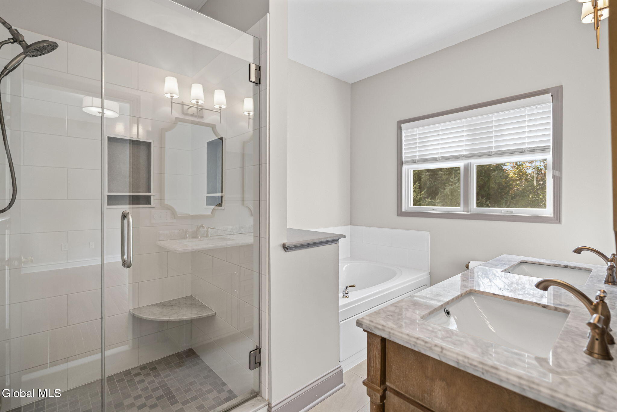 17 Conway Circle Loudonville NY 12211