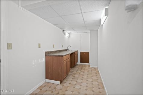 17 Conway Circle Loudonville NY 12211
