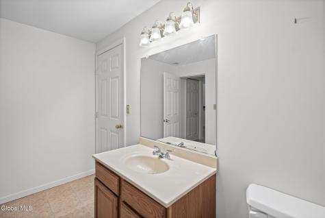 17 Conway Circle Loudonville NY 12211