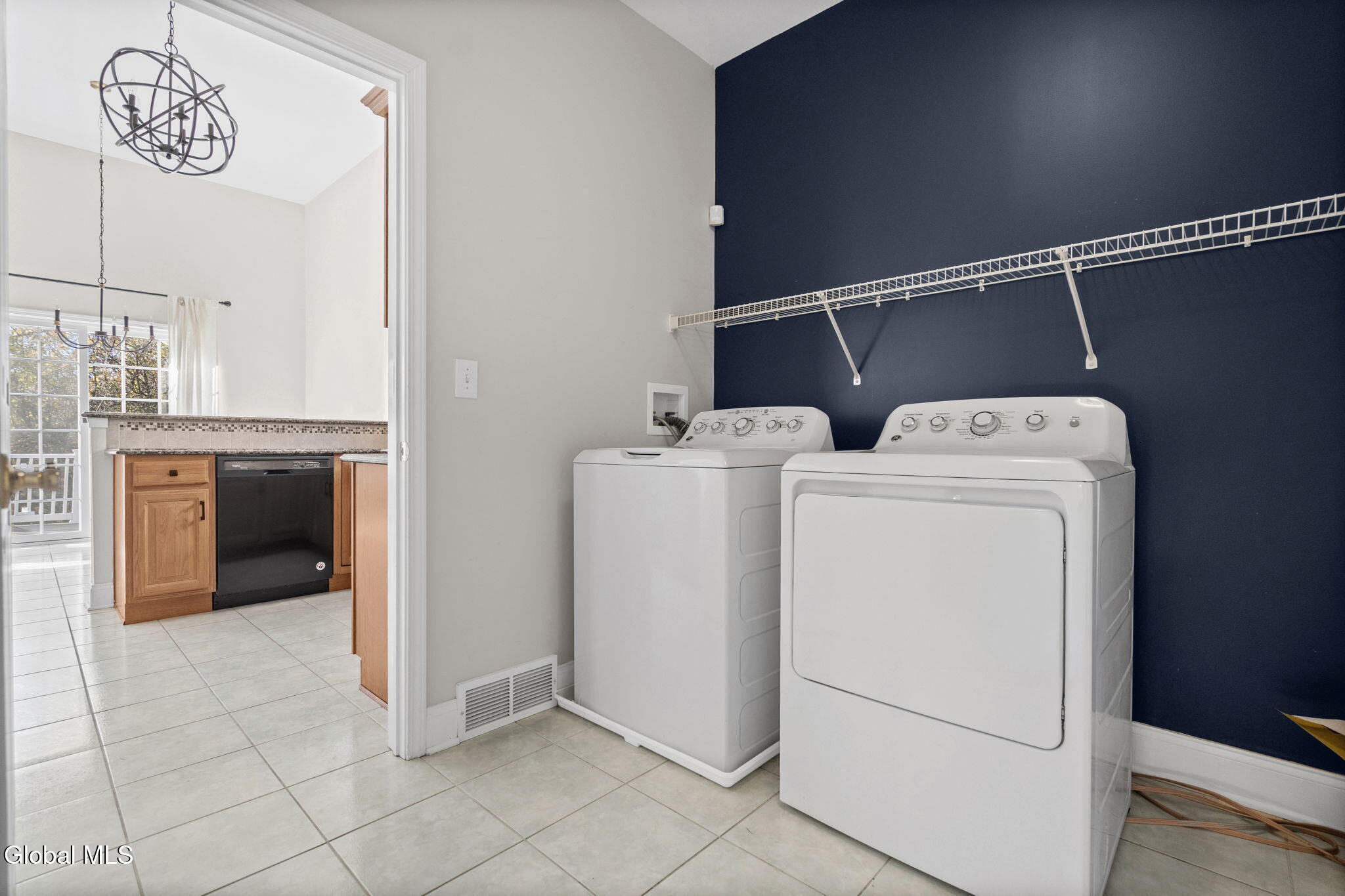 17 Conway Circle Loudonville NY 12211