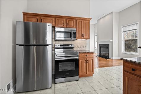 17 Conway Circle Loudonville NY 12211