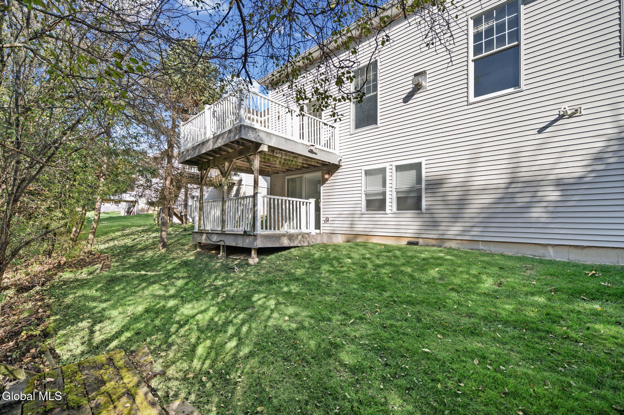 17 Conway Circle Loudonville NY 12211