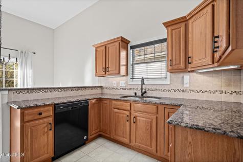 17 Conway Circle Loudonville NY 12211