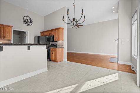 17 Conway Circle Loudonville NY 12211
