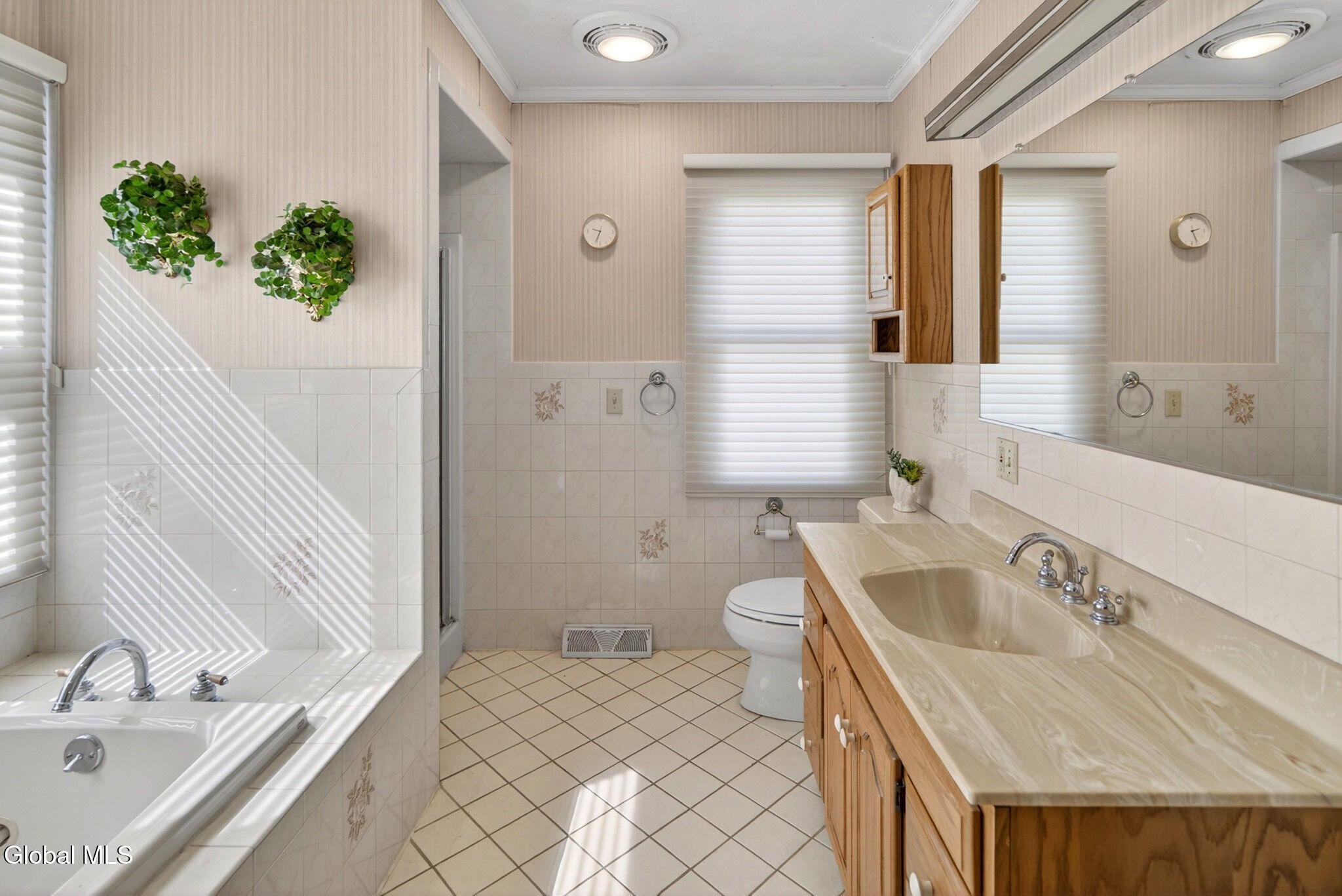 5 Alta Road Albany NY 12205