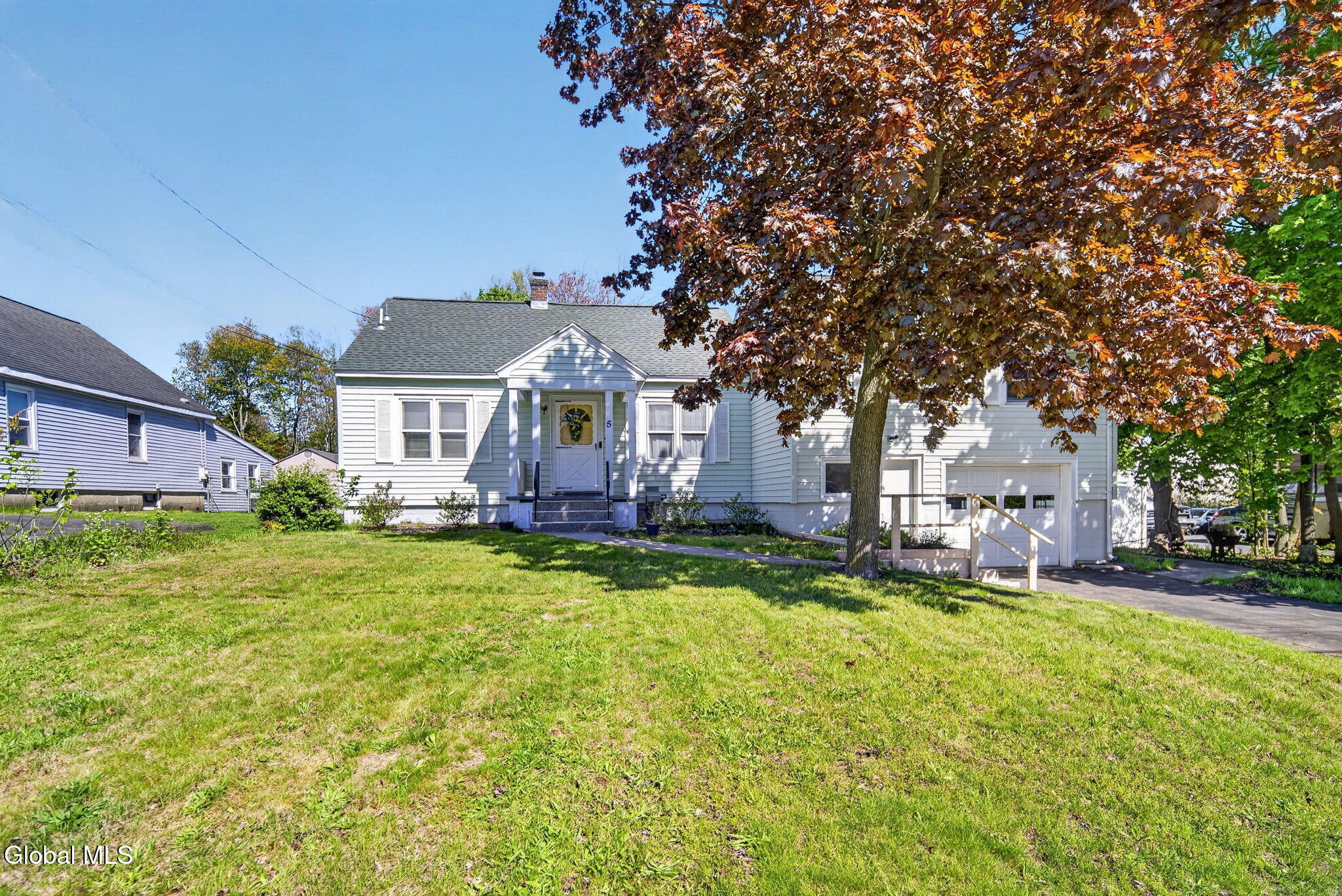 5 Alta Road Albany NY 12205