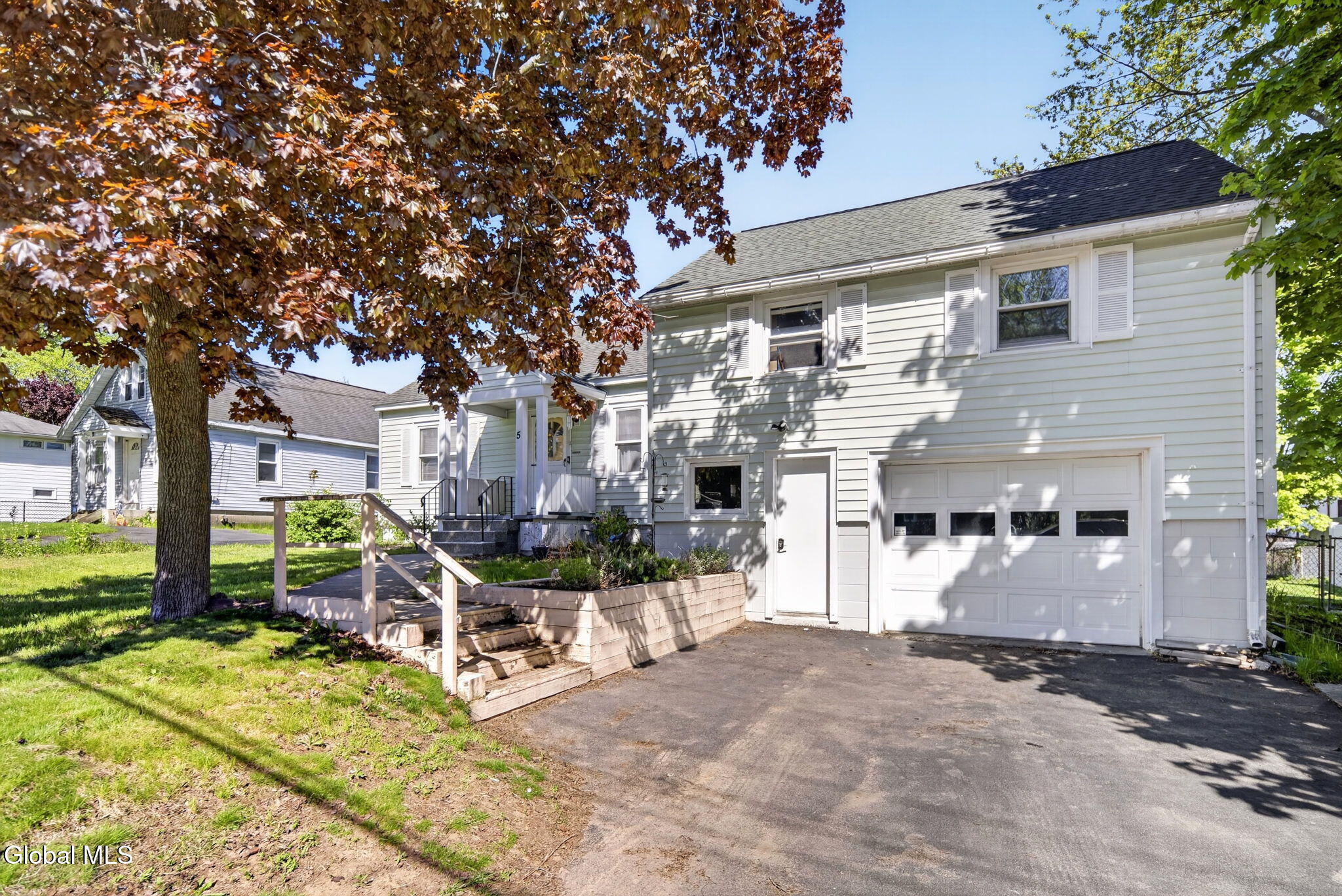 5 Alta Road Albany NY 12205