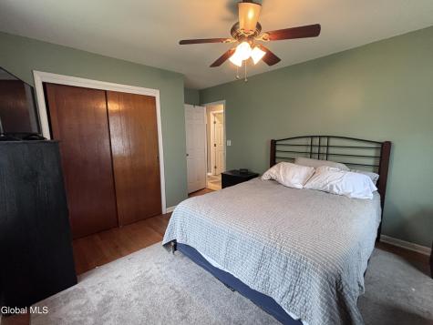 905 3rd Avenue Troy NY 12182