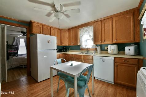 27 Sidney Avenue Waterford NY 12188