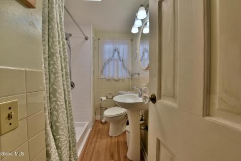 27 Sidney Avenue Waterford NY 12188