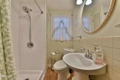 27 Sidney Avenue Waterford NY 12188