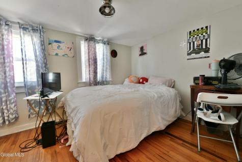 27 Sidney Avenue Waterford NY 12188