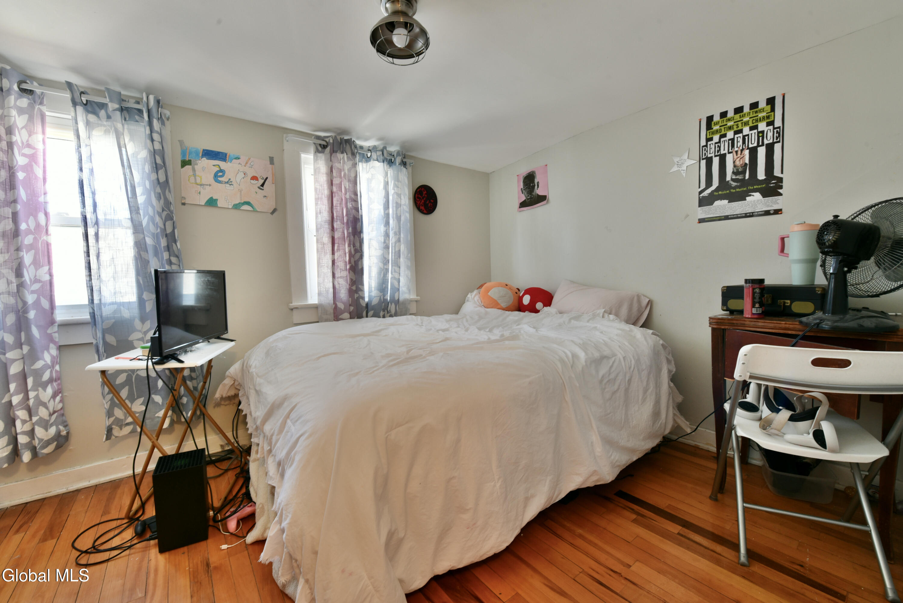 27 Sidney Avenue Waterford NY 12188