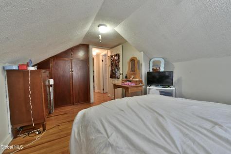 27 Sidney Avenue Waterford NY 12188