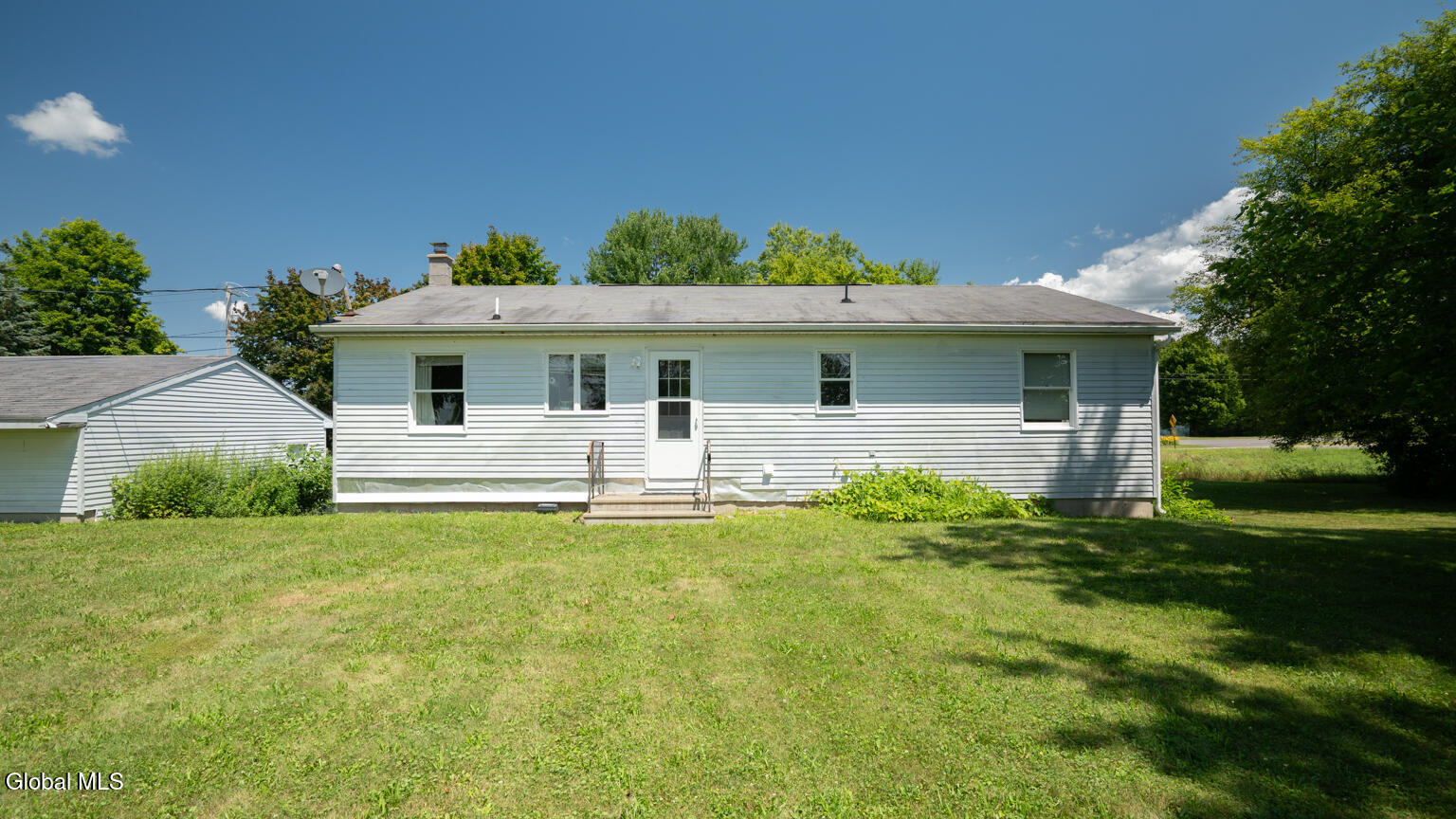 1042 Co Route 22 Ghent NY 12075