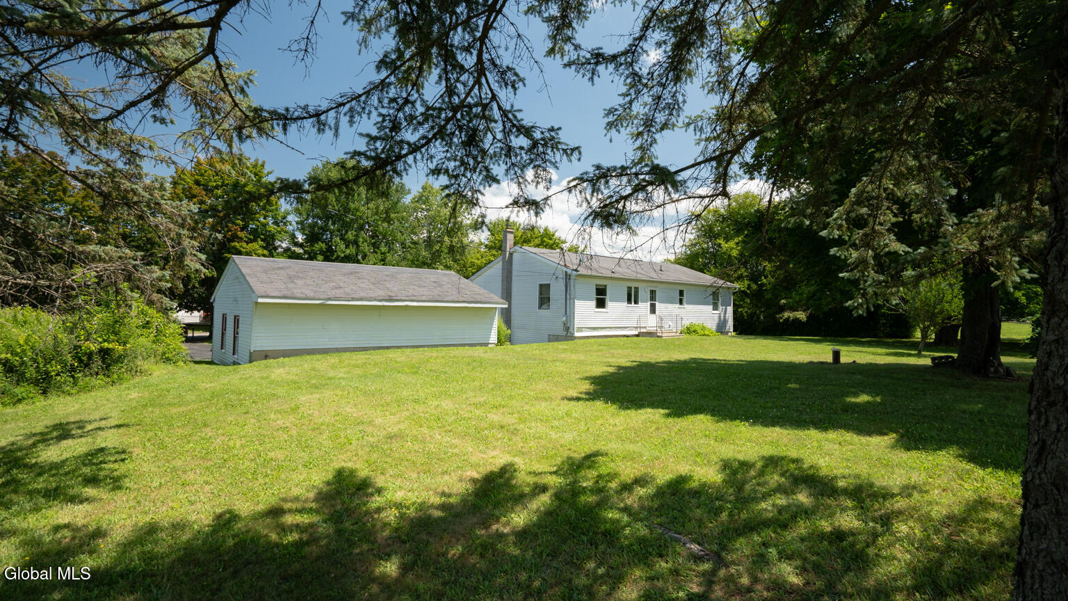 1042 Co Route 22 Ghent NY 12075