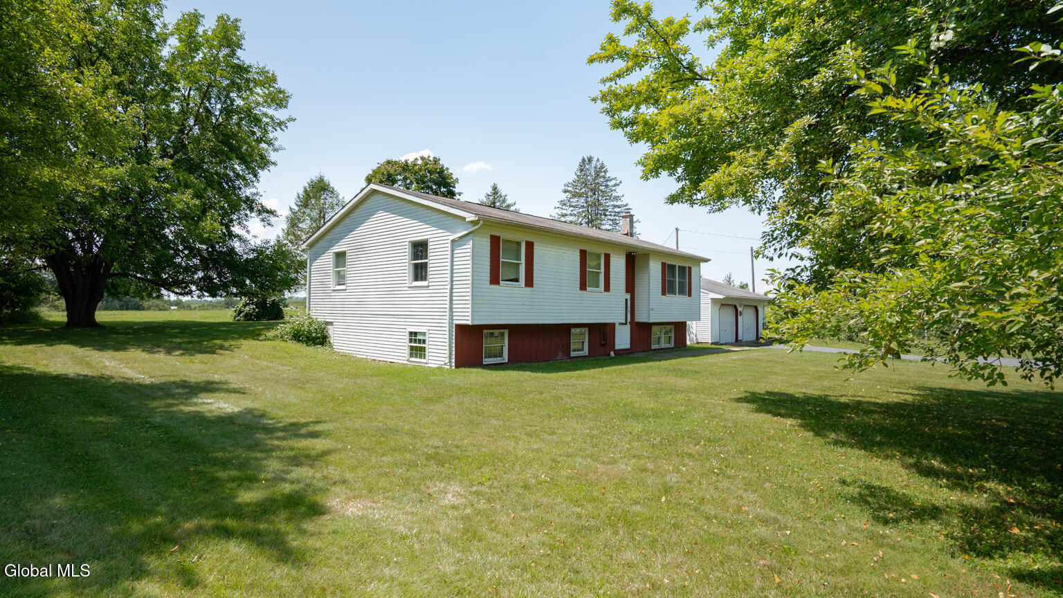 1042 Co Route 22 Ghent NY 12075