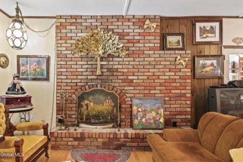 205 Regent Street Saratoga Springs NY 12866