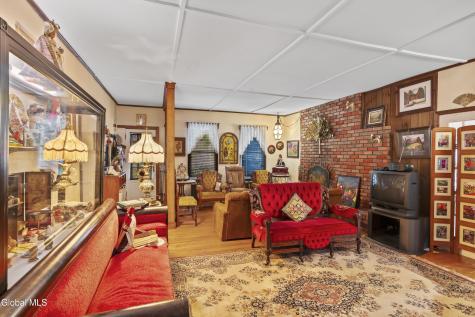 205 Regent Street Saratoga Springs NY 12866