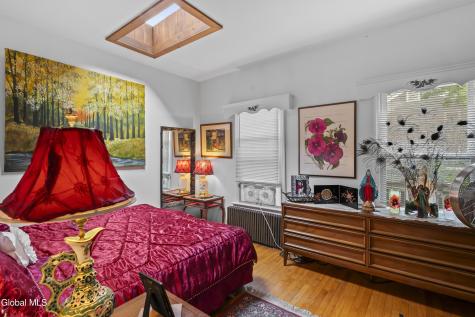 205 Regent Street Saratoga Springs NY 12866