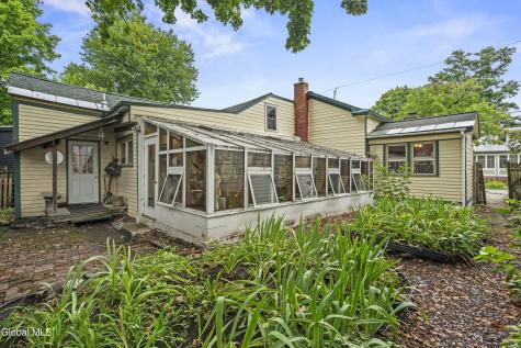 205 Regent Street Saratoga Springs NY 12866