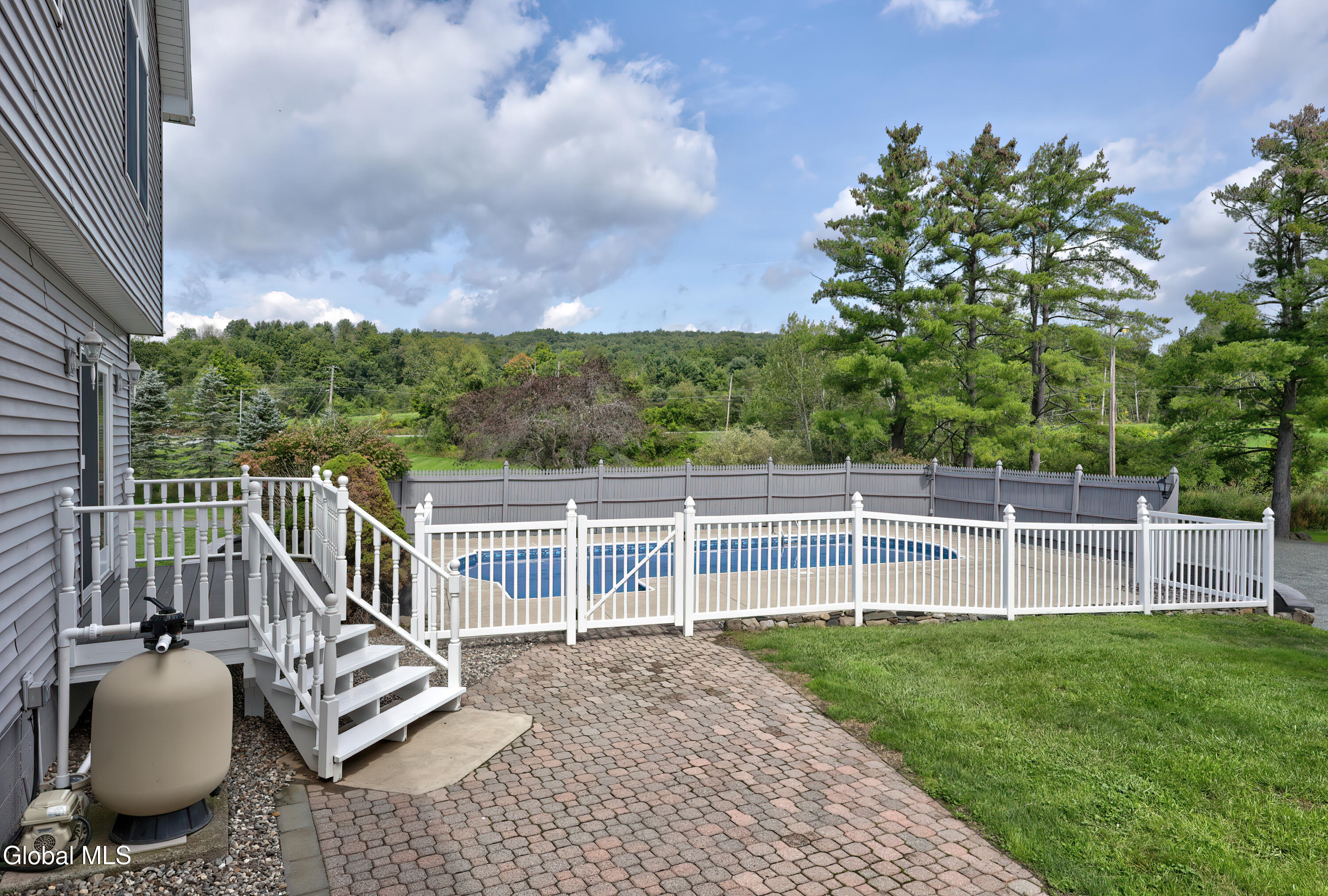 23 Flower Road Troy NY 12180