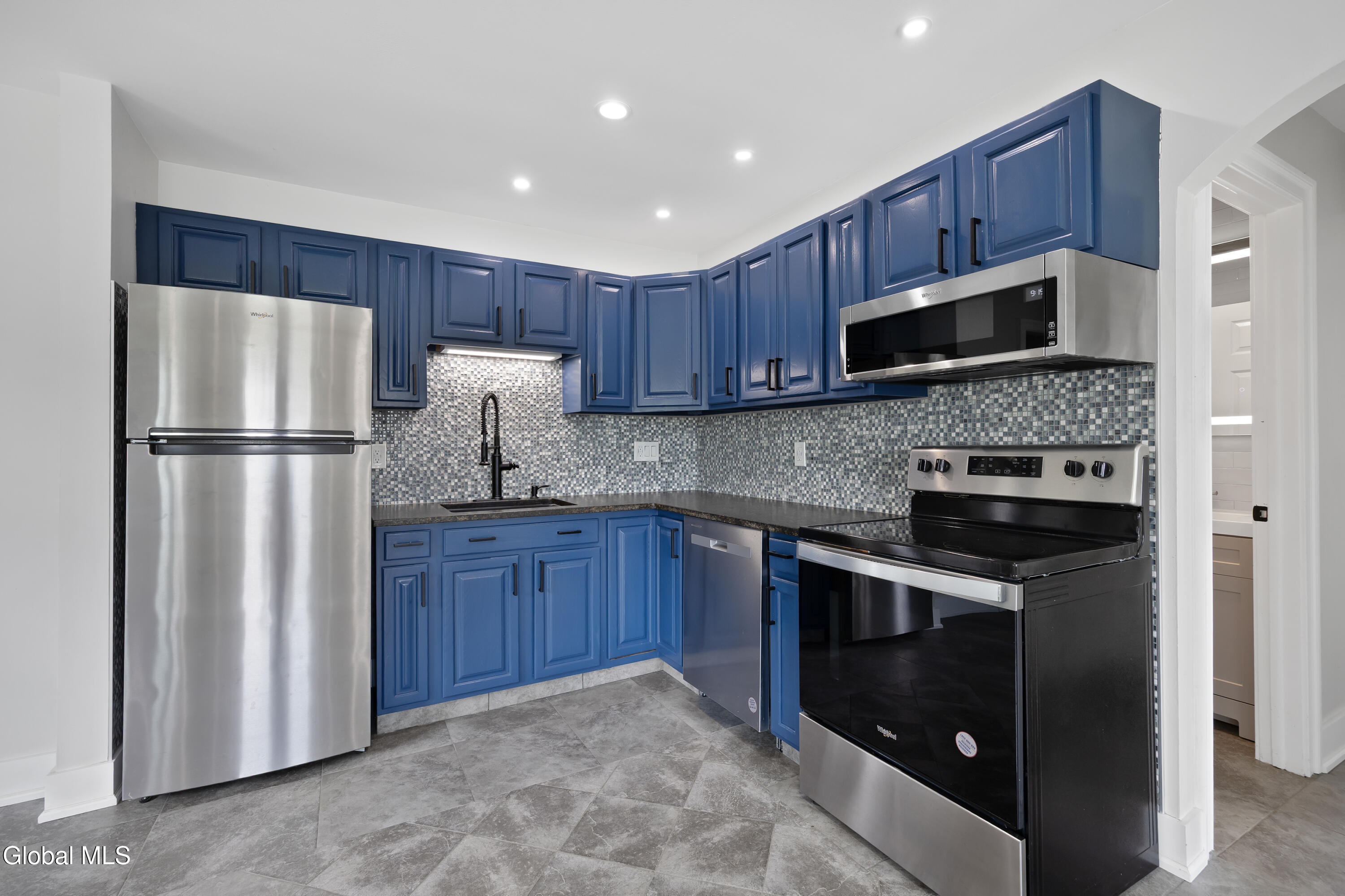 23 Flower Road Troy NY 12180