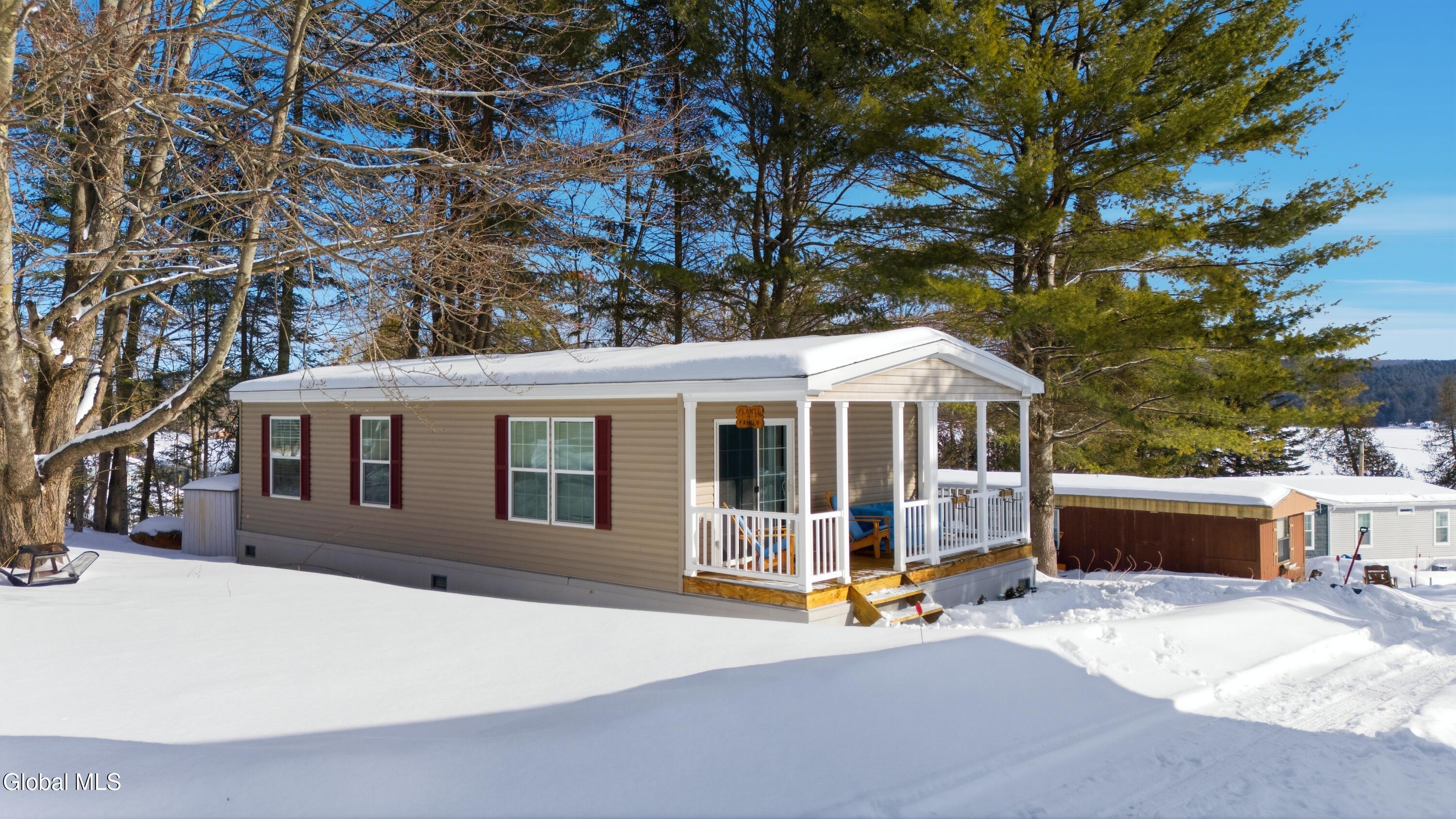 17 Easy Street Schroon Lake NY 12870