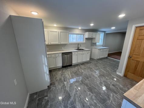 1341 Route 9w Selkirk NY 12158