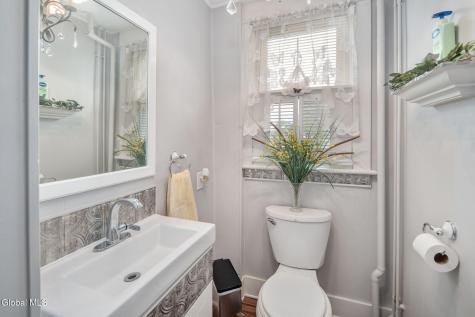 777 Park Avenue Albany NY 12208