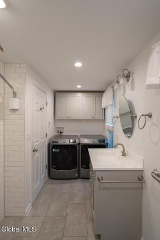 8 Lincoln Avenue Delmar NY 12054