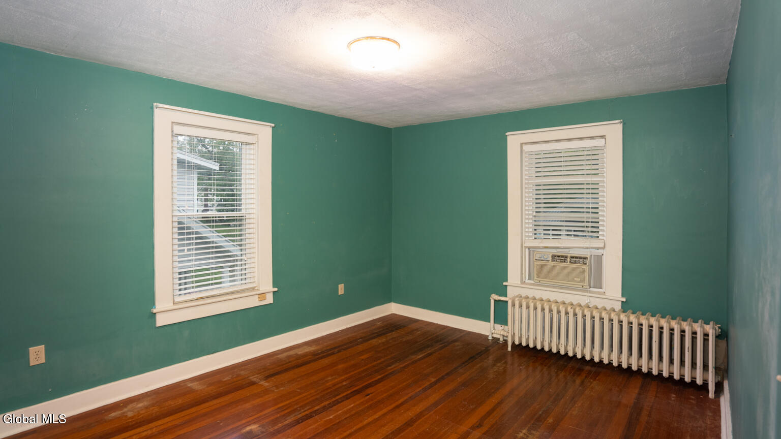 8 Lincoln Avenue Delmar NY 12054